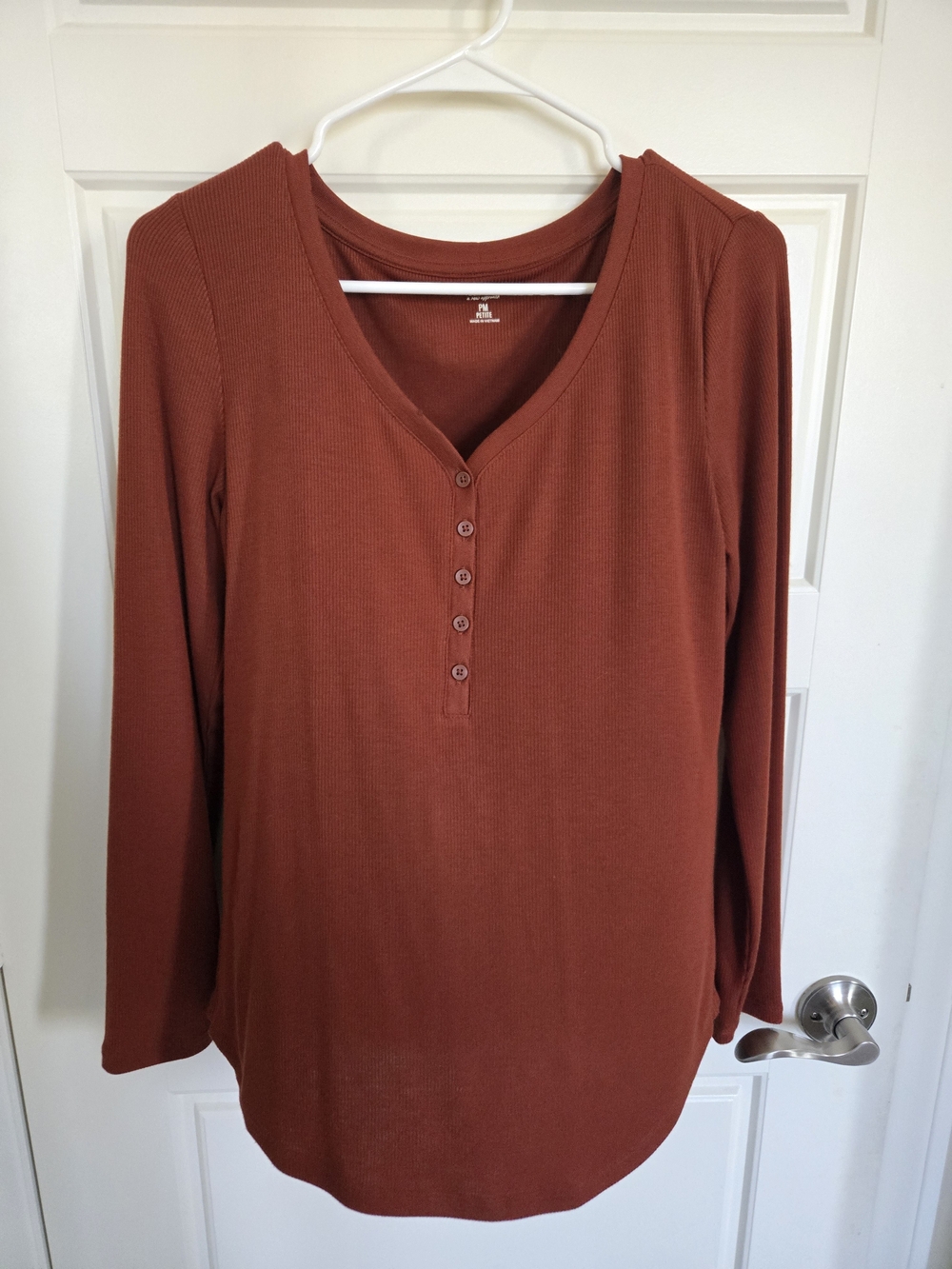 ana Rust Long-Sleeve Women’s Top Ribbed Sweater
